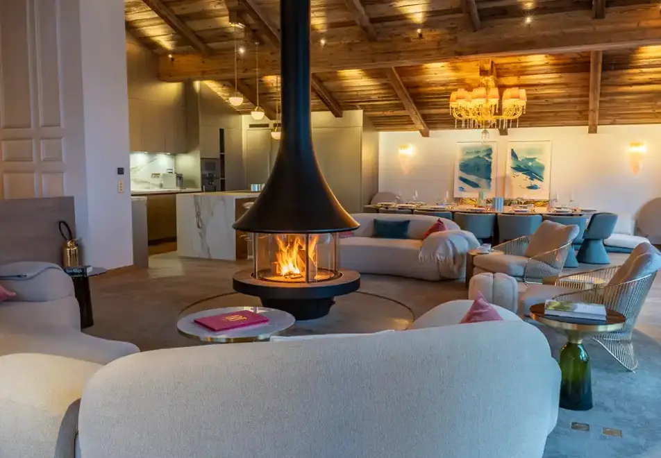 Silverstone Lodge, Val d'Isere (self catered chalet/apartment) - Number 5