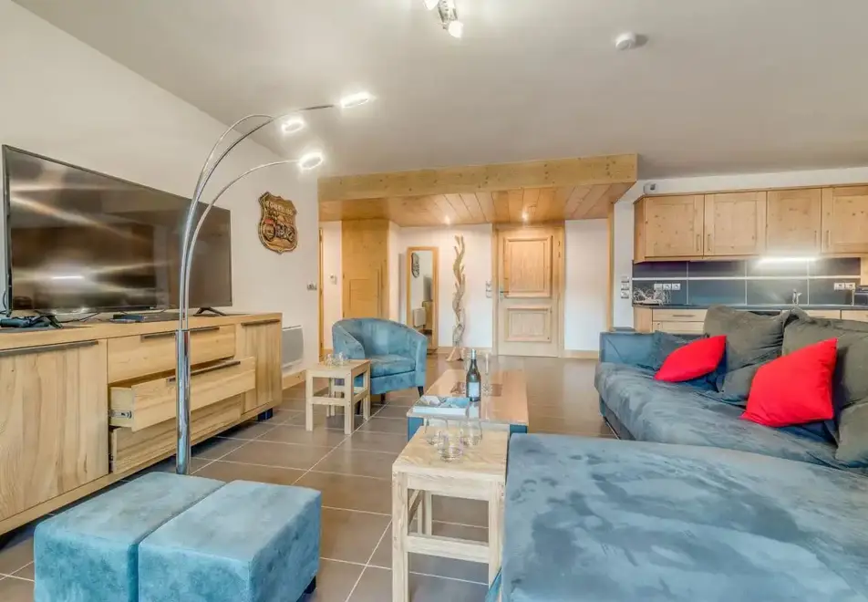 Les Balcons Etoiles, Champagny (self catered apartments) (©andyparant) - Apartments for 8