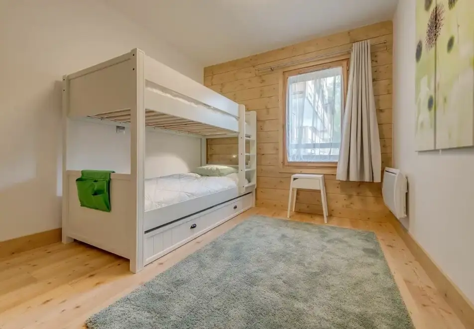 Les Balcons Etoiles, Champagny (self catered apartments) (©andyparant) - Apartments for 8