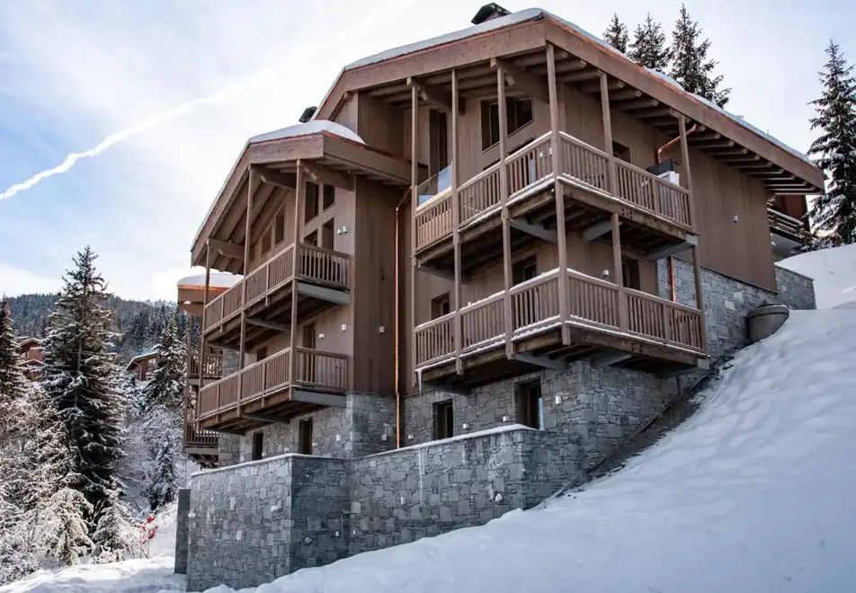 Yellowstone Lodge, La Tania (self catered chalet)