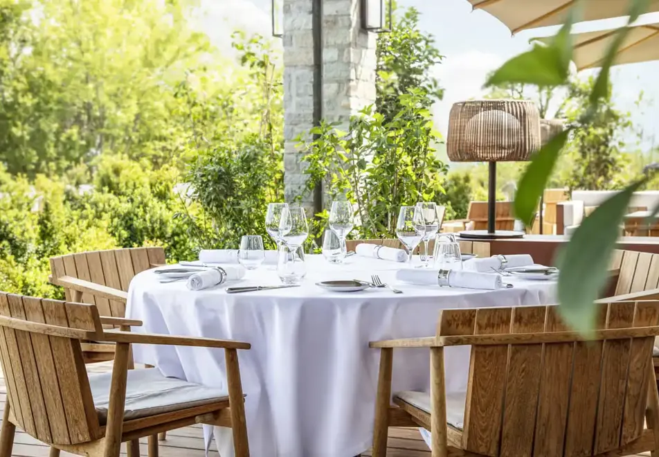 Jiva Hill Resort, Jura (hotel) - Restaurant