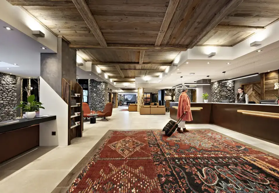 Alexane, Samoens (self catered apartments & hotel) - Reception