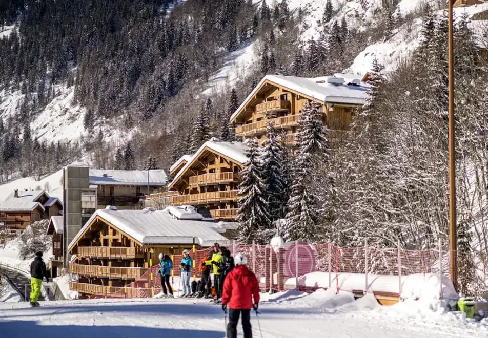 Le Roc des Tours, Grand Bornand (self catered apartments) - Close to ski slopes
