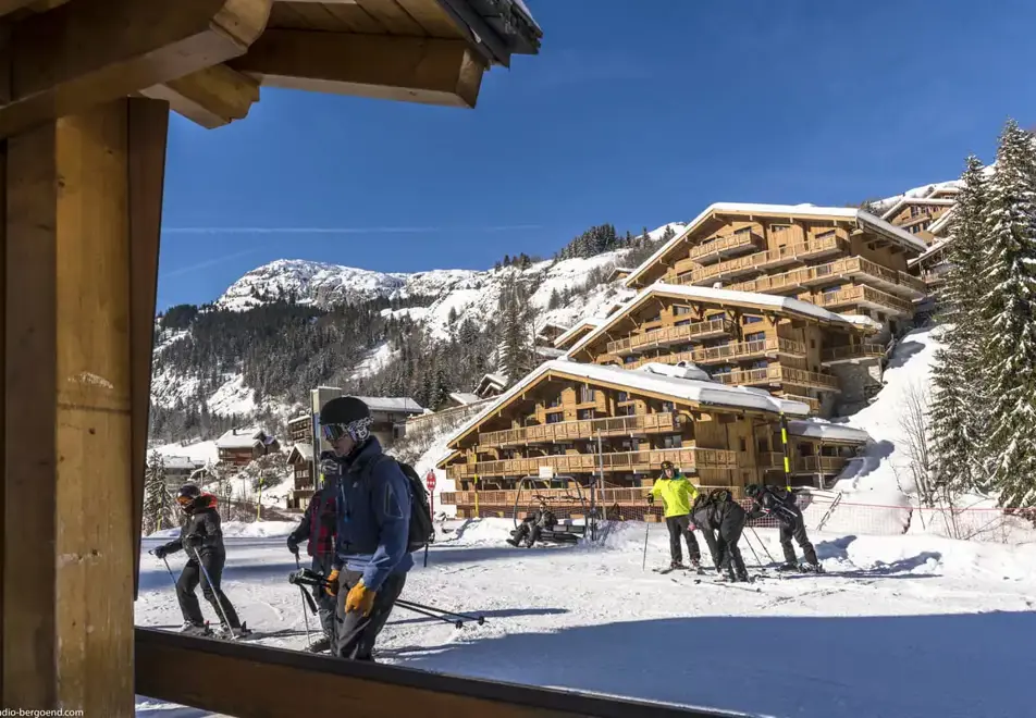 Le Roc des Tours, Grand Bornand (self catered apartments) - Close to the lifts