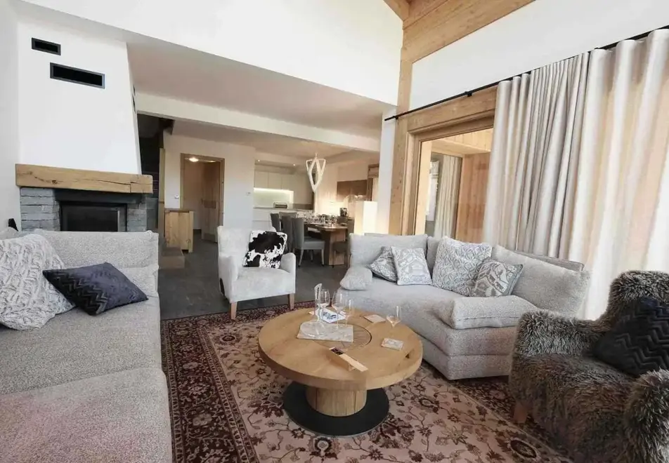 Caseblanche Chalets, St Martin de Belleville (self catered apartments-chalets) - 6 bed sleeps 12 (H8)