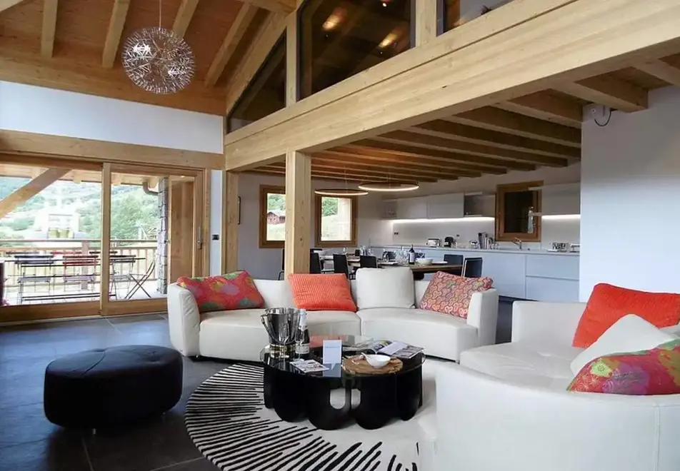 Caseblanche Chalets, St Martin de Belleville (self catered apartments-chalets) - 6 bed sleeps 14 (E13)