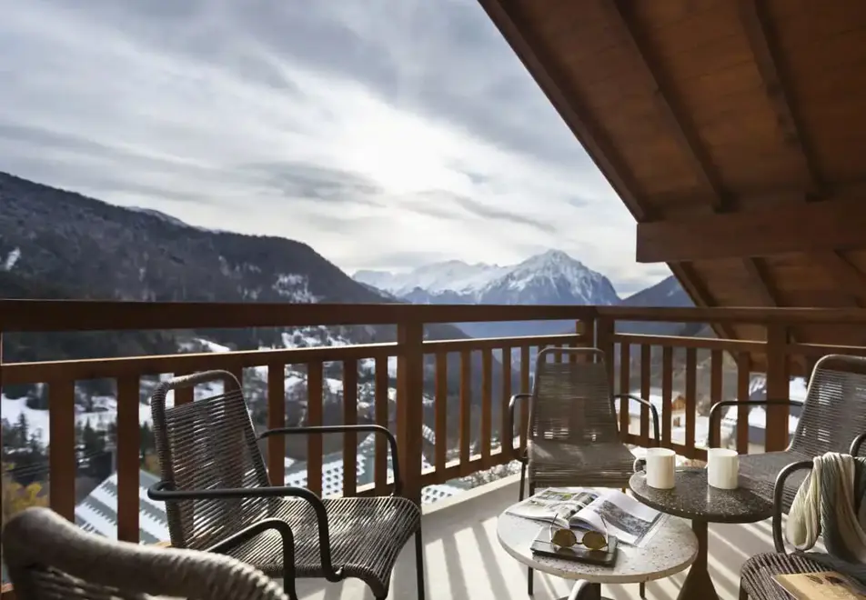 Le Saphir, Vaujany (Self Catered Apartments) - Balcony