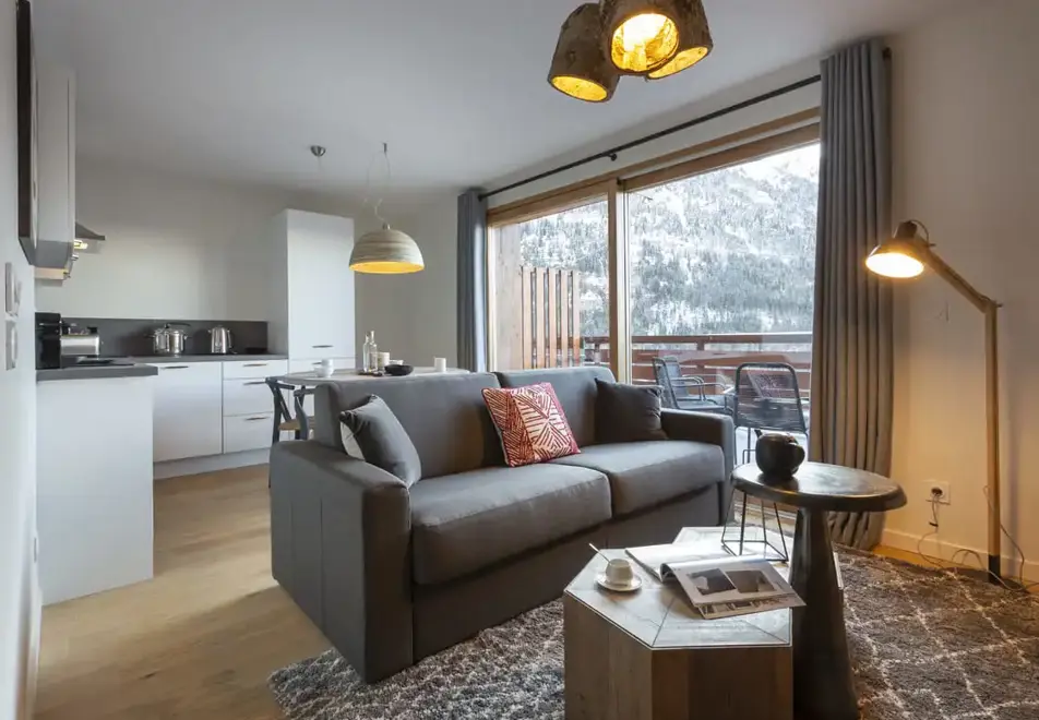 Le Saphir, Vaujany (Self Catered Apartments)  - Apartment