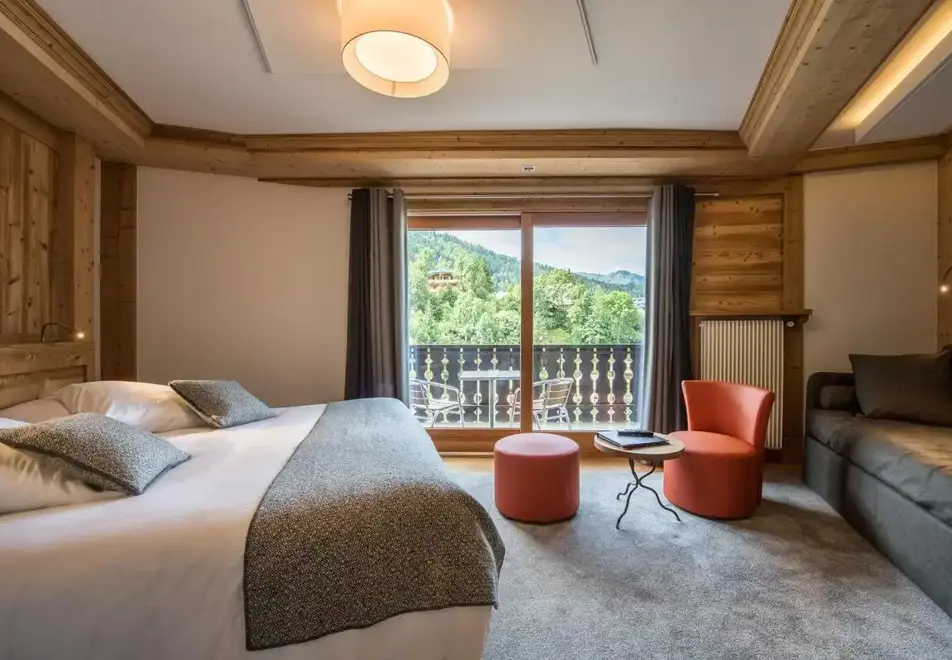 Le Petit Dru, Morzine (Hotel) - Family Room