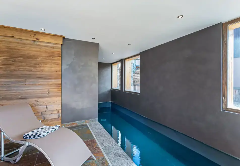 Le Chalet Martine, St Martin de Belleville (catered chalet) - Indoor pool