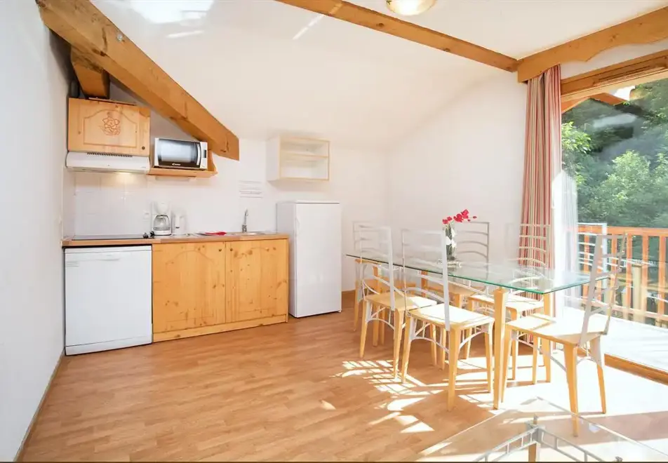 Orelle 3 Vallees, Orelle (self catered apartments) - Typical 6 persons apartment