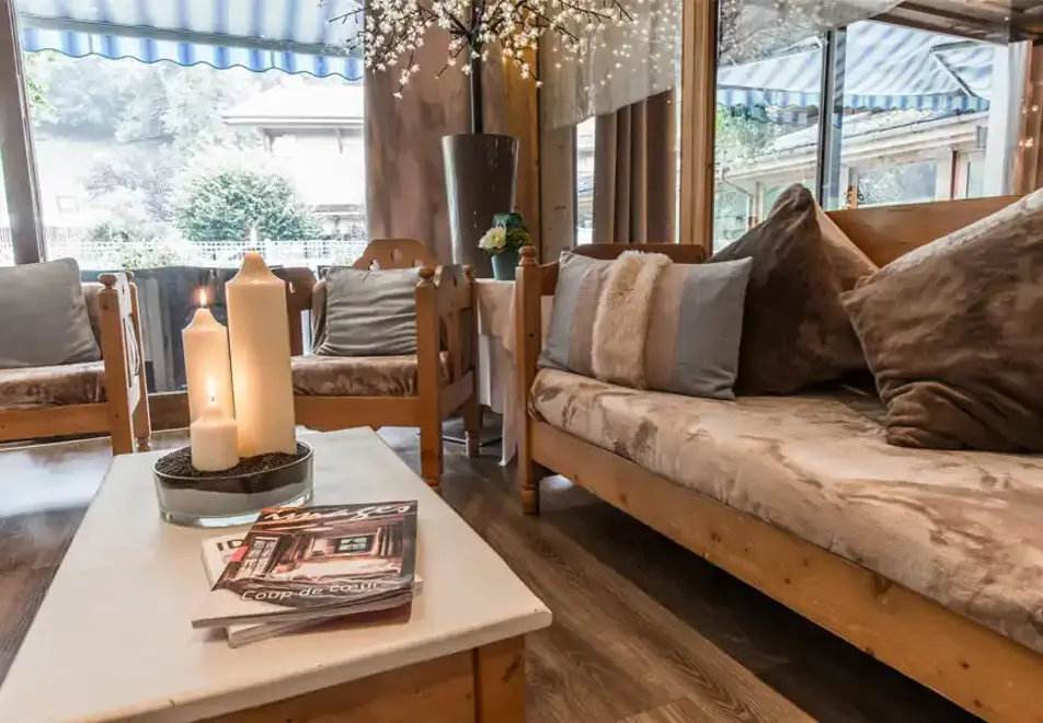 Le Cret, Morzine (hotel) - Hotel lounge