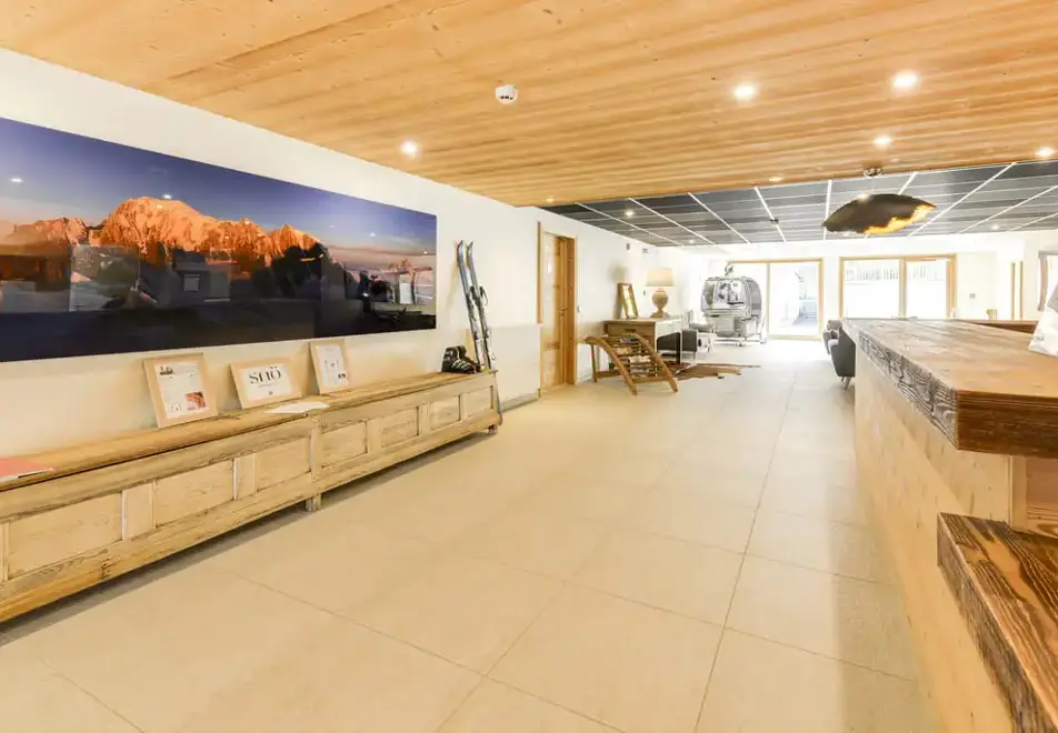 Les Fermes du Mont Blanc, Combloux (self catered apartments) - Reception