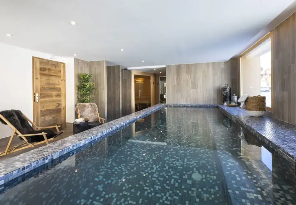 Neige et Soleil, Les Deux Alpes (self catered apartments) ©MReyboz - Indoor pool