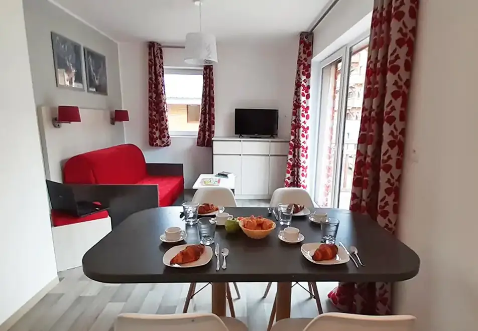 Chalet des Pistes, Combloux (self catered apartments) - Studio apartment
