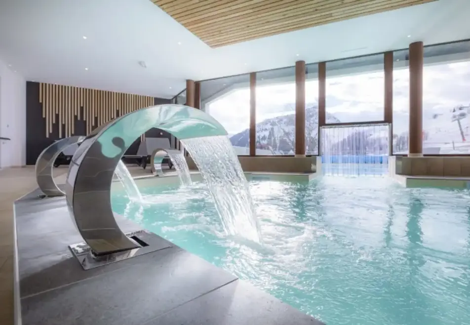 Etoile des Sybelles, Le Corbier (self catered apartments) - Indoor pool