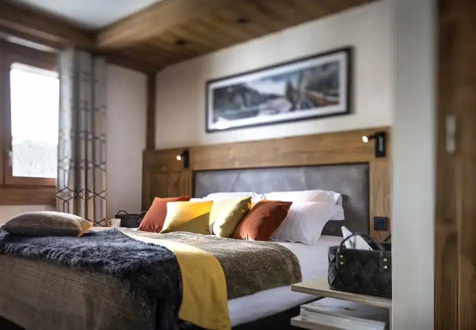 Amaya, Les Saisies (self catered apartments) - Typical double bedroom style