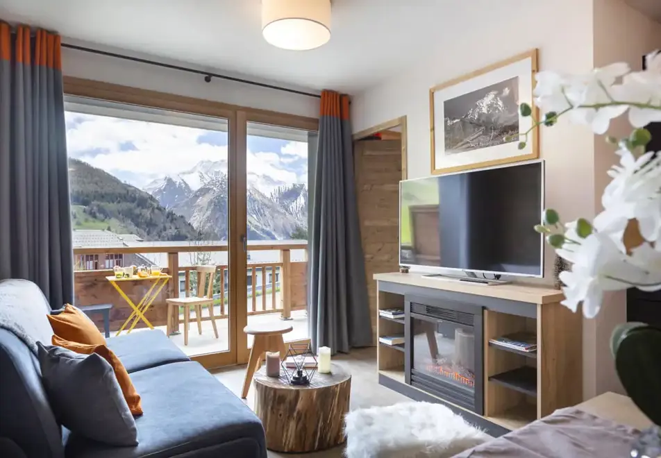 Les Clarines, Les Deux Alpes (self catered apartments) (©Manureyboz) - Typical style 2 bed famille 6