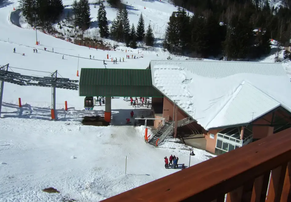 Chalet des Neiges, Oz (self catered apartment) - View from some apartments towards lift