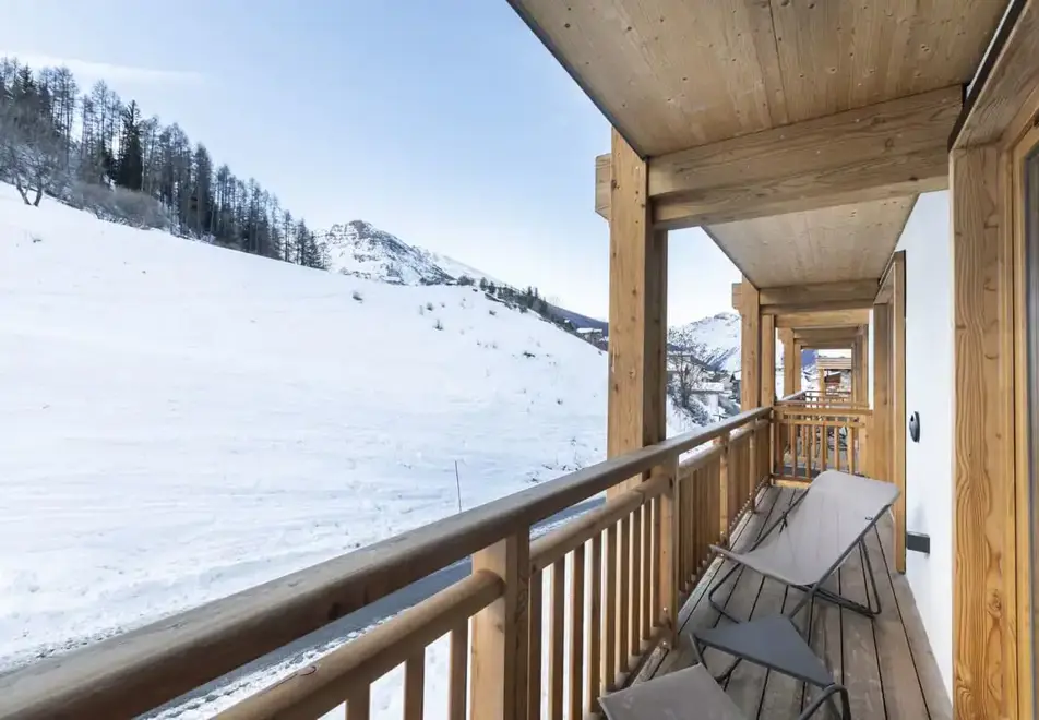 Les Balcons Platinium, Val Cenis (self catered apartments) - Typical apartment 6/8 (©ManuReyboz)