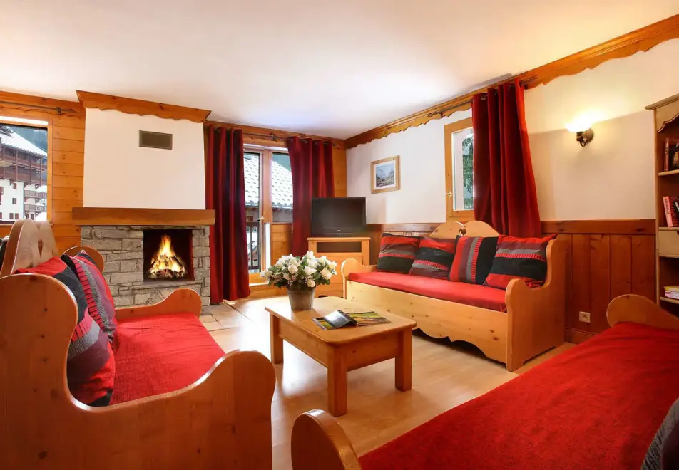 Chalet des Neiges, Oz (self catered apartment) - Typical 6 bedroom Apartment