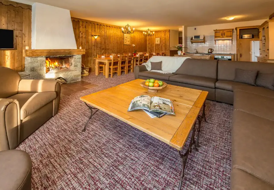 Chalet Altitude, Arc 2000 (Self catering apartment) - Typical apartment style