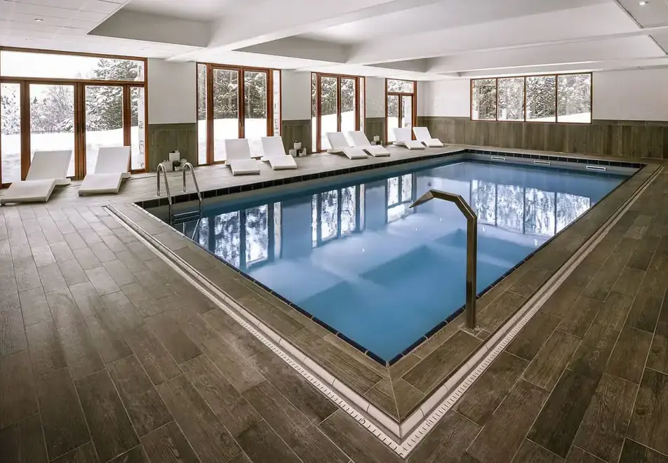 Le Pic Blanc, Alpe d'Huez (hotel) - Indoor pool