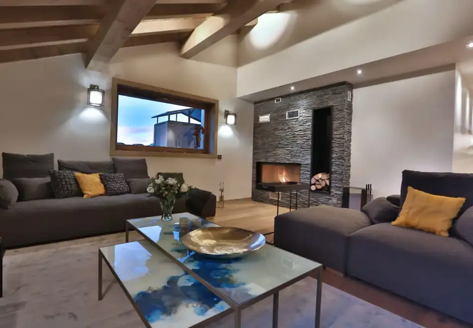 Keystone Lodge, Courchevel Moriond (self catered apartments) - 5 bed penthouse 11