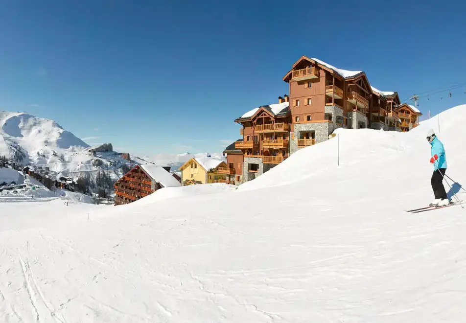 Granges du Soleil, La Plagne (self catered apartments) - Ski in Ski out