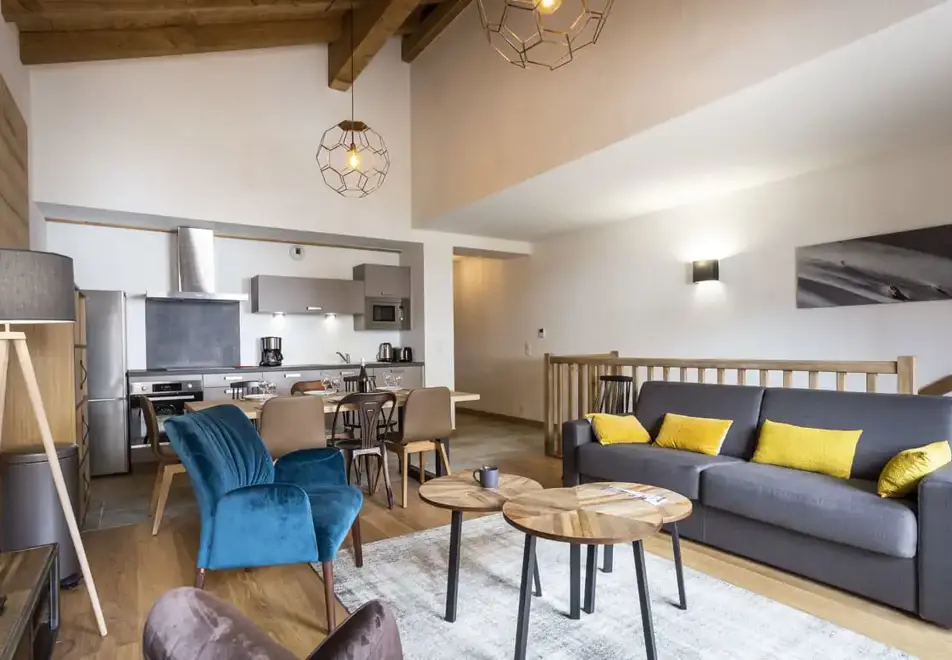 Diamant des Neiges, Plagne 1800 (self catered apartments) ©M.Reyboz - 3 bed sleeps 8