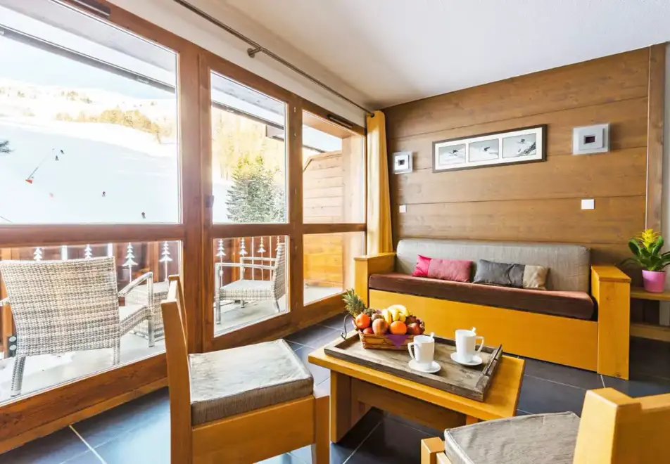 Les Chalets d'Edelweiss, La Plagne (self catered apartments) - Apartment with piste view