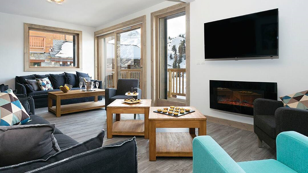 Chalet Hugo, Belle Plagne (catered chalet) - Lounge area