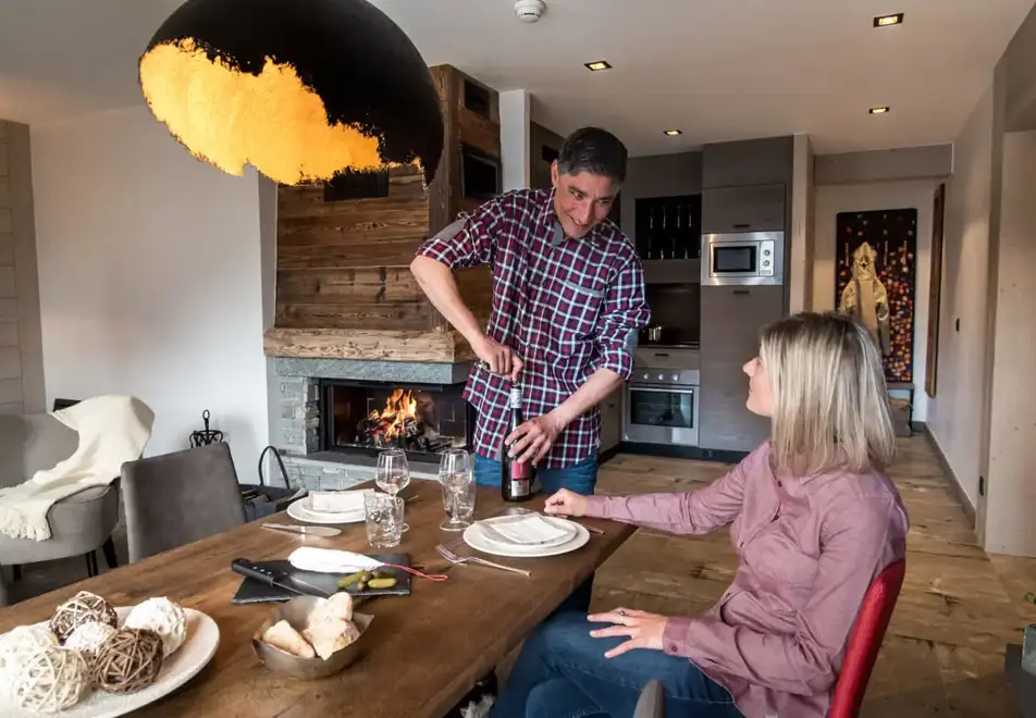 Chalet Skadi, Val d'Isere (self catered apartments) - 2 bedroom sleeps 4 (Fireplace)