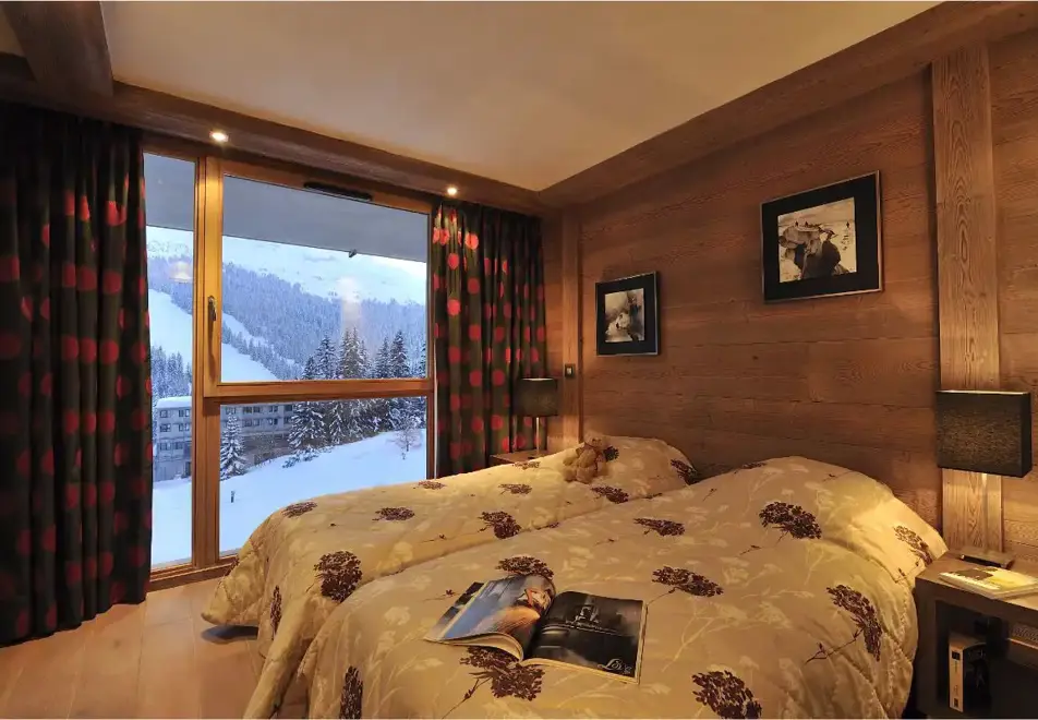 Le Centaure, Flaine (self catered apartments) - Twin Bedroom