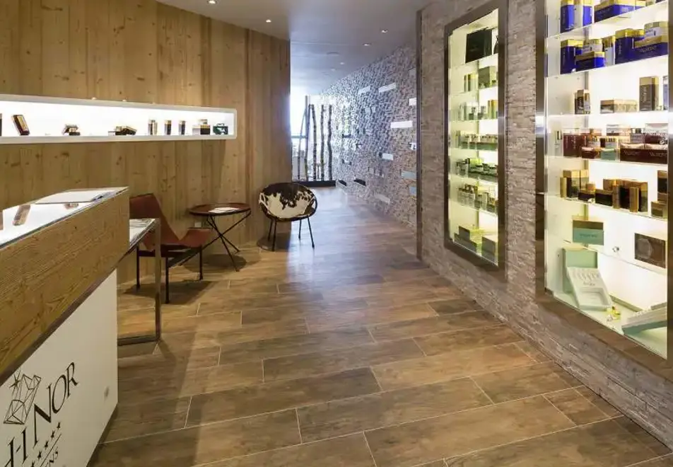 Koh i Nor, Val Thorens (hotel & apartments) - Spa