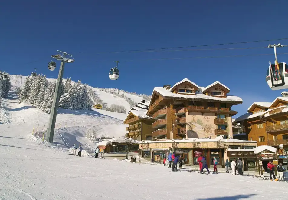 Hotel de la Loze, Courchevel 1850 (hotel) - Easy ski access