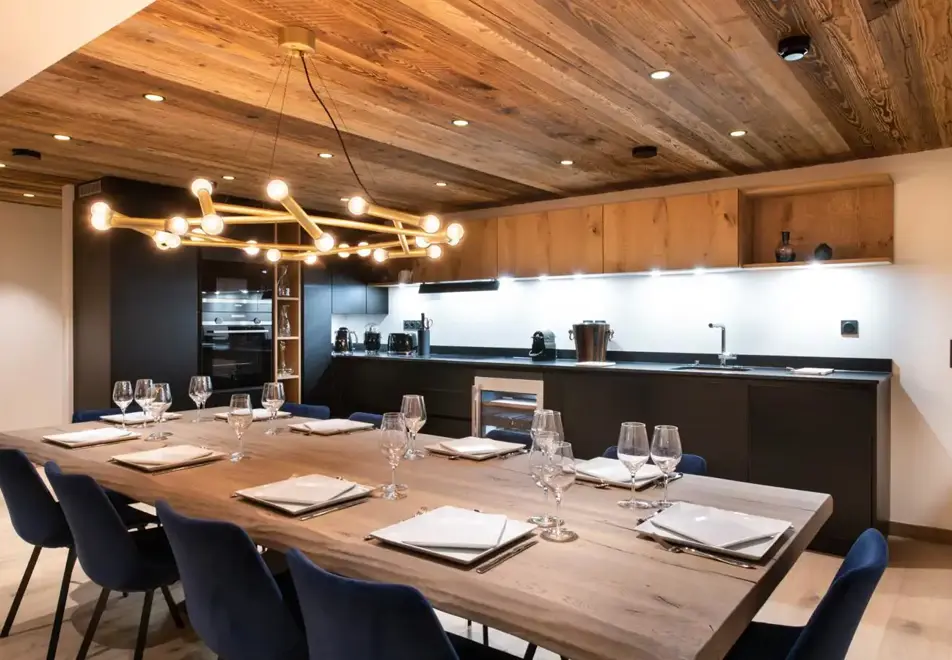 Manali Lodge, Courchevel Moriond (high end apartments) - Kailash