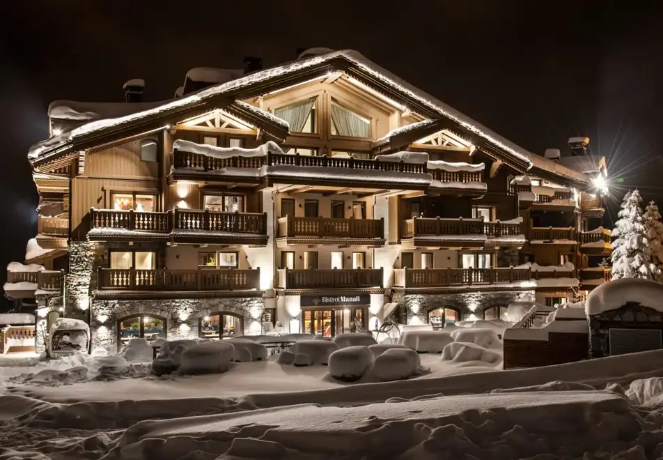 Manali Lodge & Suites, Courchevel Moriond (high end apartments)