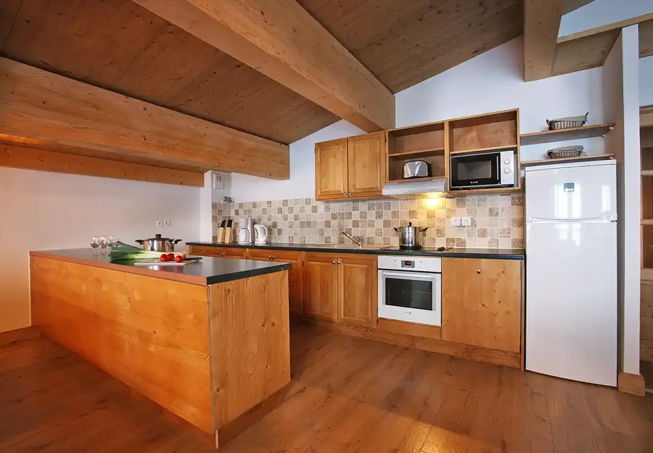 Cime des Arcs, Arcs 2000 (self catered apartments) - Typical apartment style