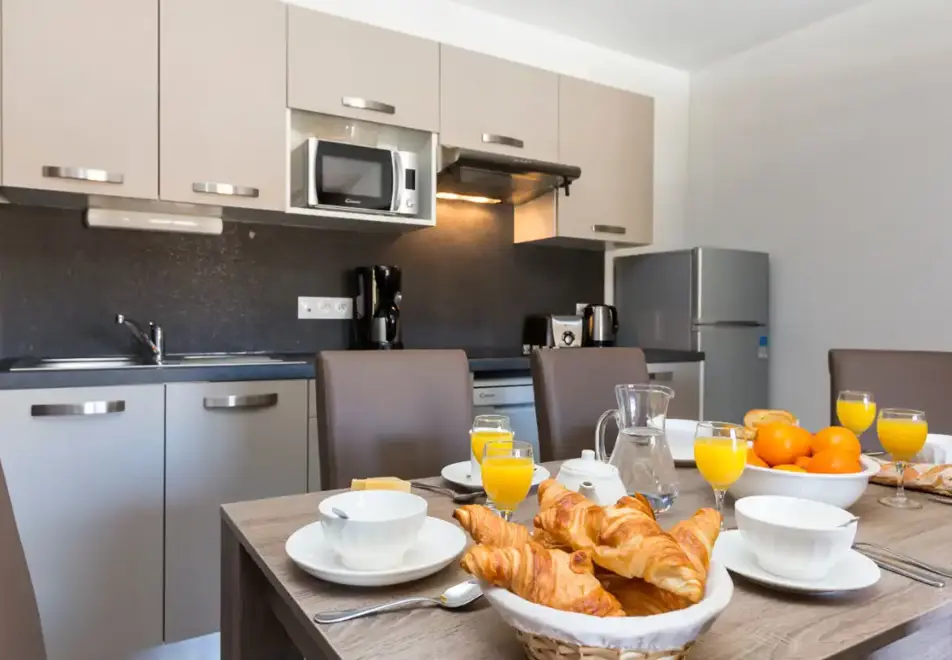 Front de Neige, La Plagne (self catered apatments) OPT - 1 bed alcove 6