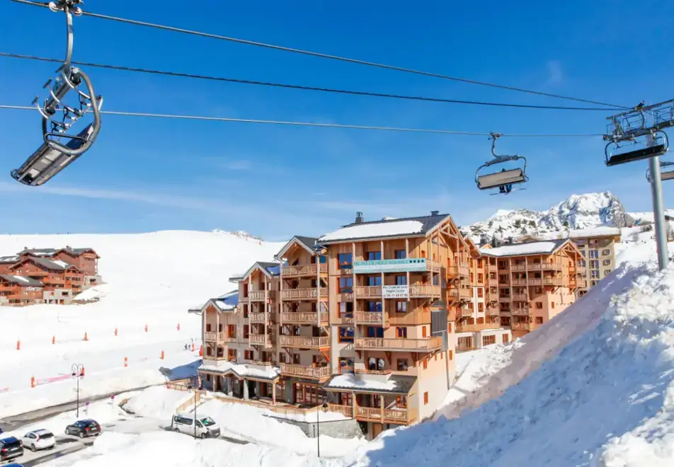 Front de Neige, La Plagne (self catered apatments) - Ski in Ski out