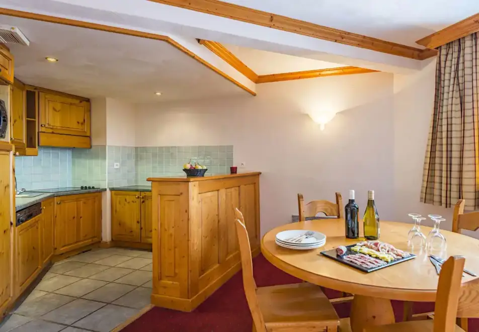 Aspen, La Plagne Village (self catered apartments) - Apartments