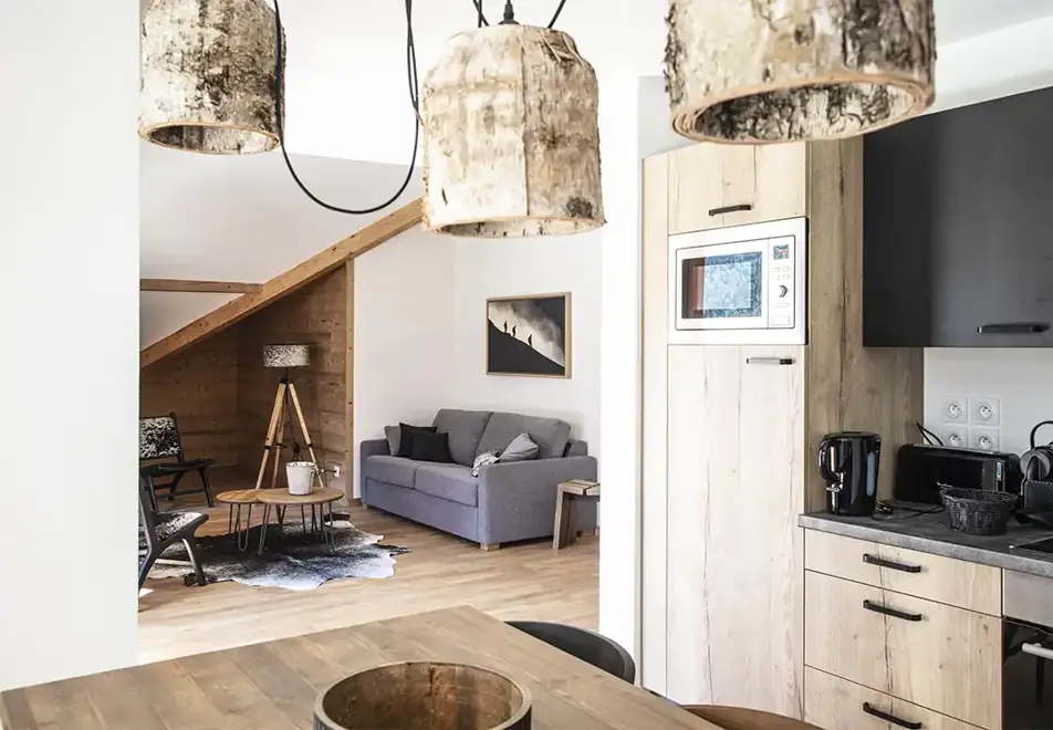 Les Edelweiss, Vaujany (self catered apartments) - Typical apartment style