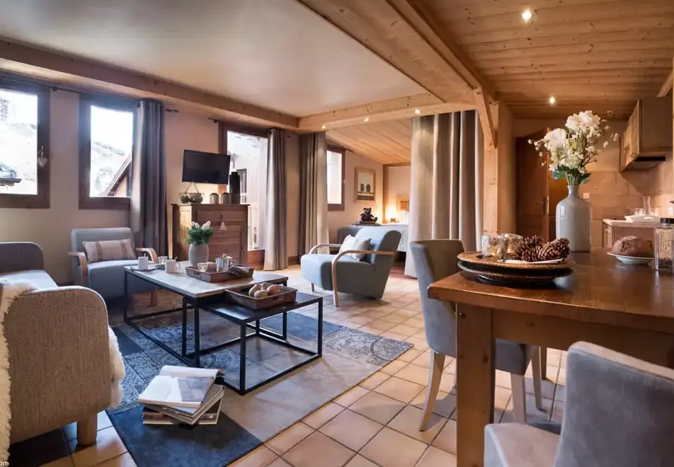 Le Hameau de Sapiniere, Les Menuires (self catered apartments) - Typical apartment style 4 persons