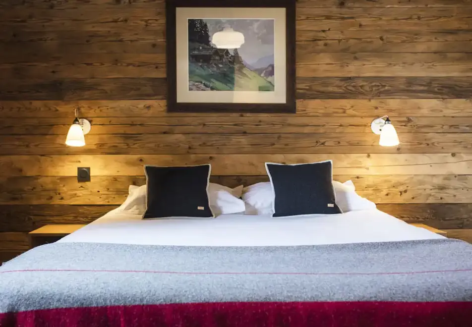 Chalet La Douceur - Chez Germain, La Clusaz (self catered chalet) - Double bedroom (©Matthieu Cellard)