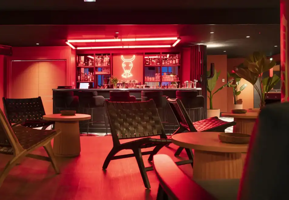 Ynycio, Tignes Val Claret (self catered apartments) - Restaurant/bar (©Studio Bergeond)