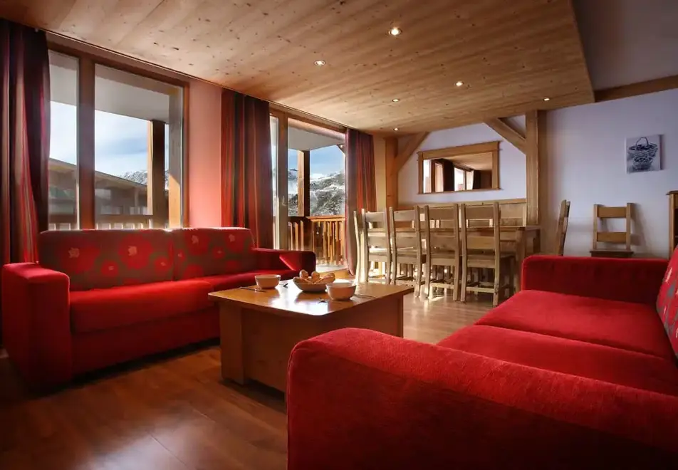 Cime des Arcs, Arcs 2000 (self catered apartments) - Typical apartment style