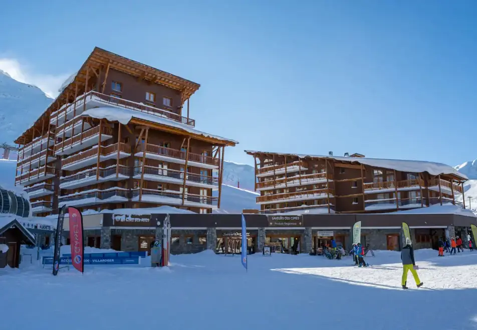 Cime des Arcs, Arcs 2000 (self catered apartments) - Excellent location