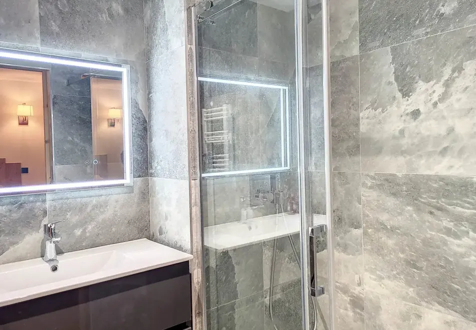 Diamant des Cimes, La Rosiere (self catered apartments) - Apartment 2