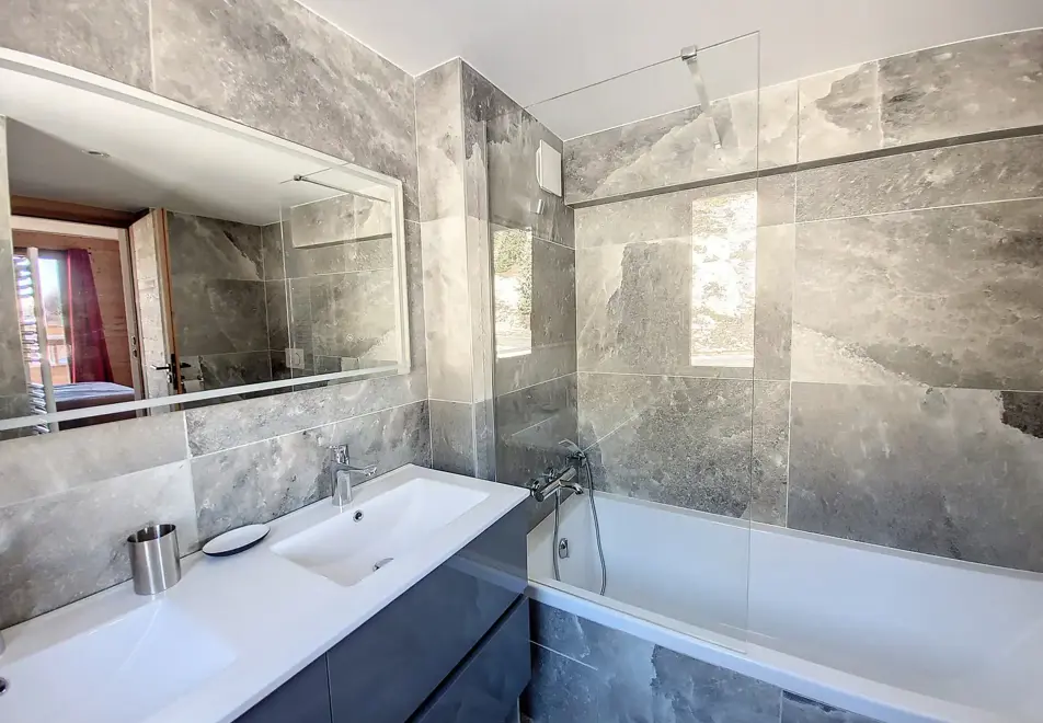 Diamant des Cimes, La Rosiere (self catered apartments) - Apartment 6